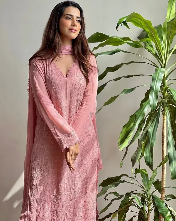 Wholesale kurti sets with matching bottoms and dupattas